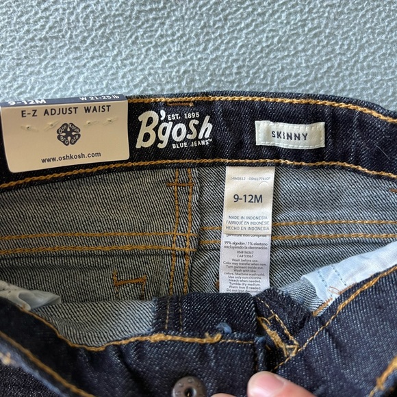 OshKosh B’gosh 9-12 month baby dark blue skinny jeans NWT boy and girl pants - Picture 4 of 7